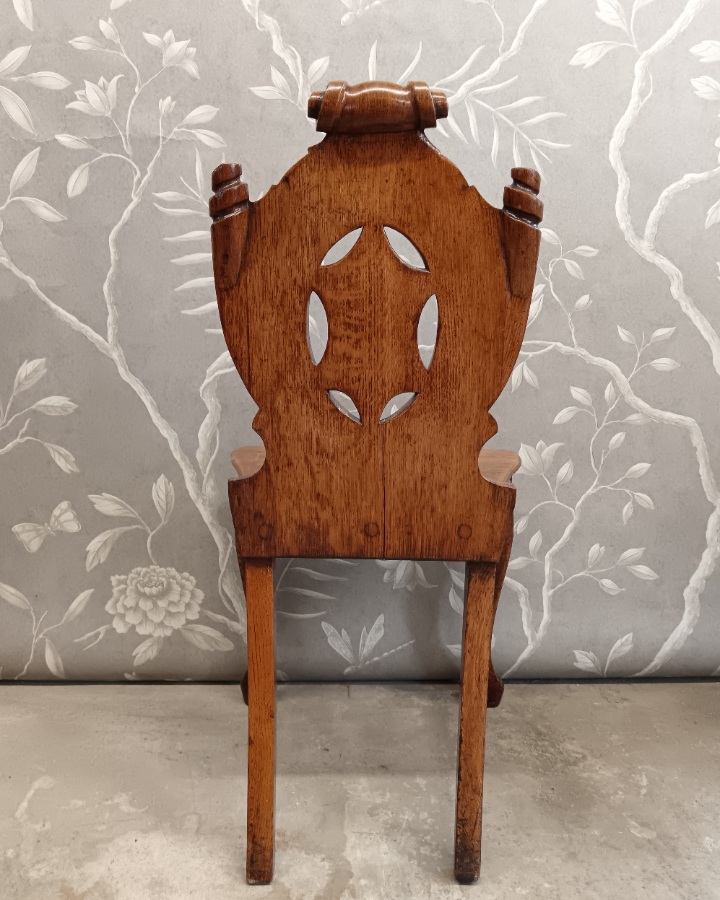 Antique Hall Chair (6).jpg